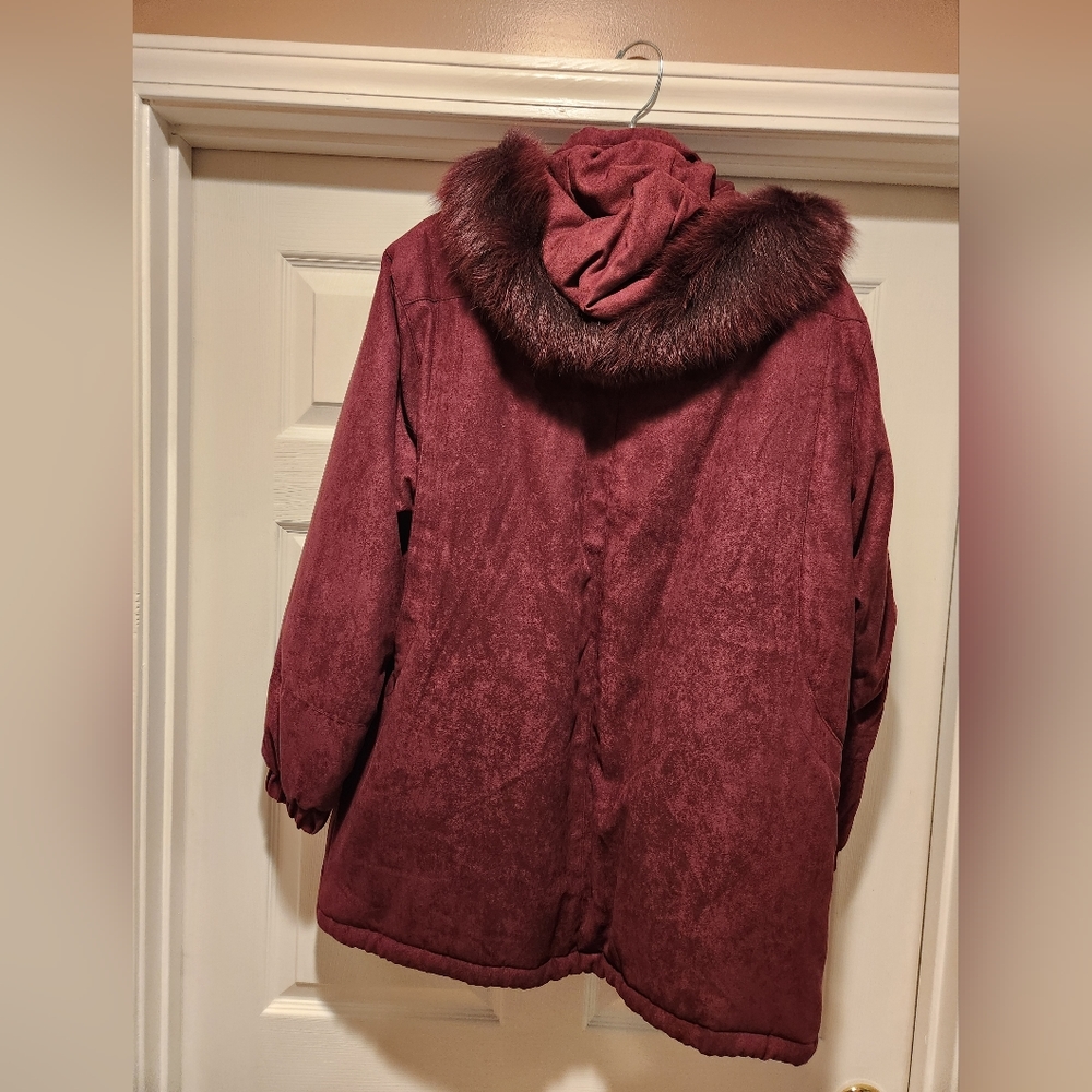 Ladys large hooded jacket - Picture 4 of 4